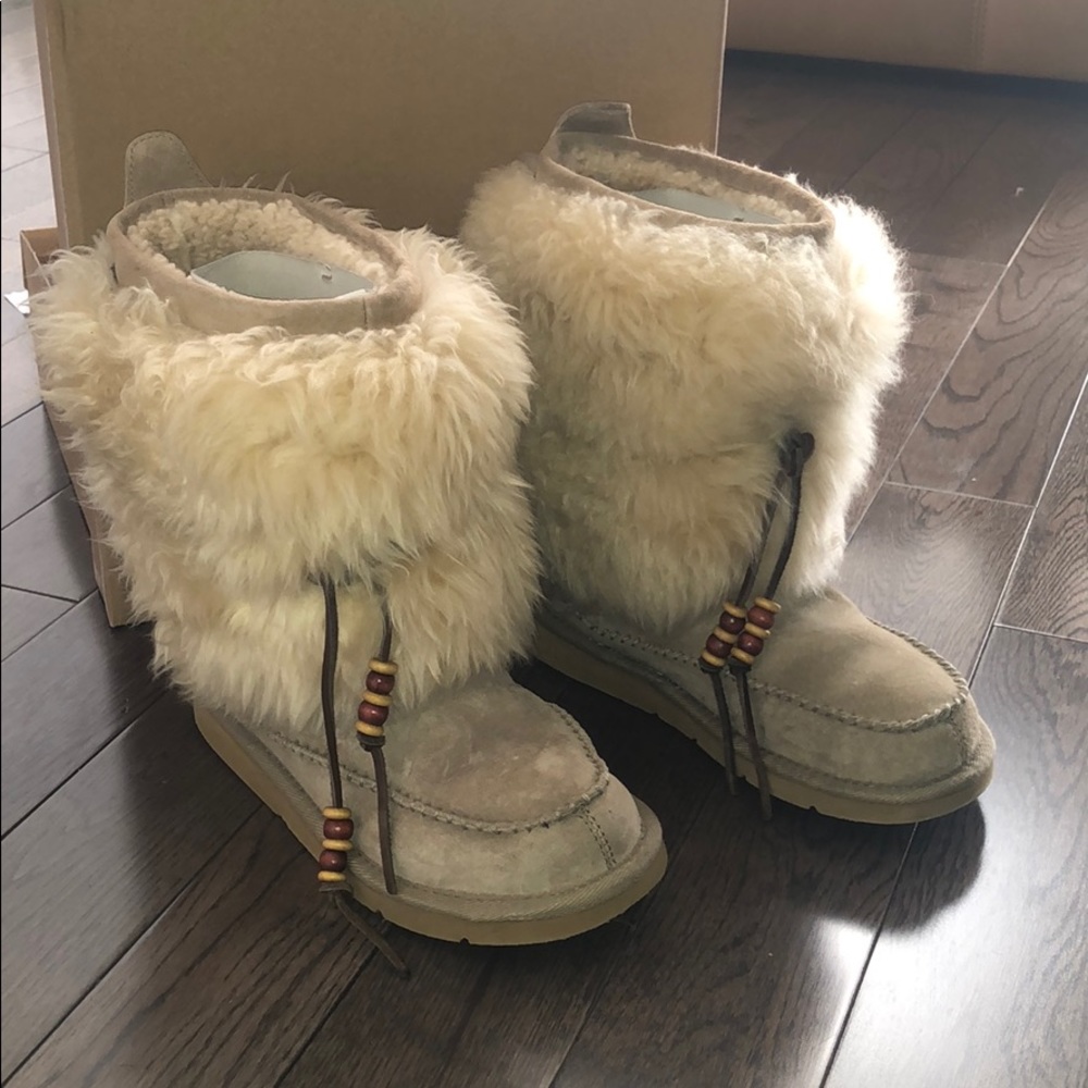 UGG Adirondack boot III